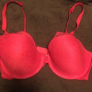 Only worn a few times- red bra